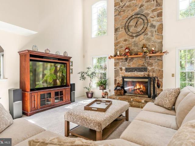 42 Wild Laurel Court
