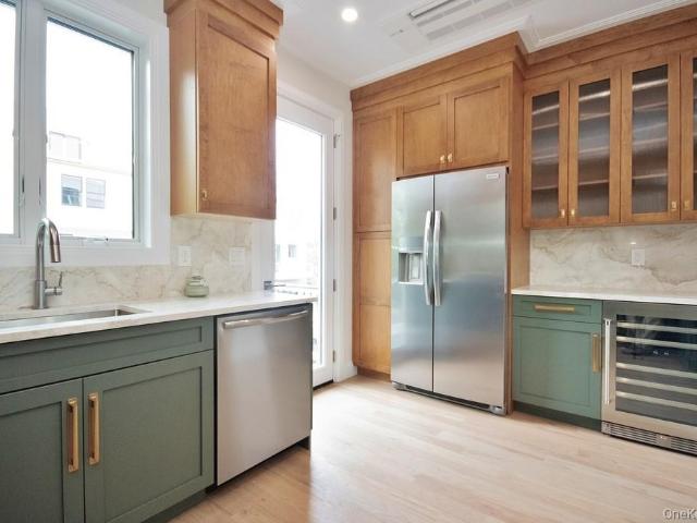 42 Andrews Ln, Sleepy Hollow, NY 10591 | MLS #977002