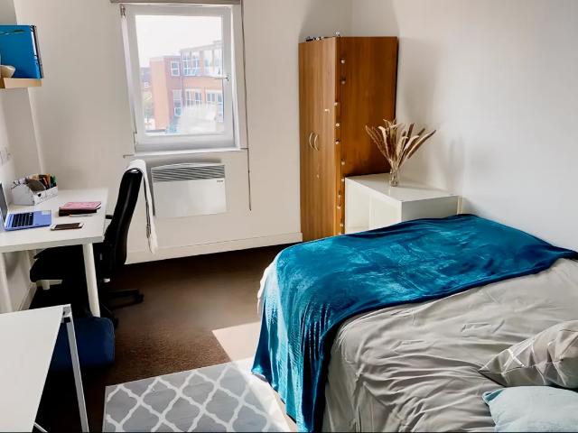 42 Ashby Square, Loughborough LE11, 1 bed flat to rent, £698 pcm | PrimeLocation