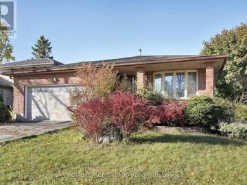 London, Ontario - Fireplace