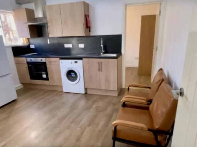 42 Bennetthorpe, Doncaster DN2 2 bed flat to rent £795 pcm £183 pw