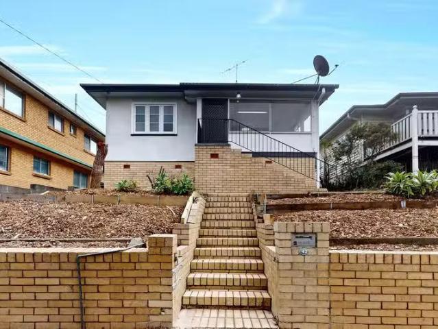 42 Beaufort Street, ALDERLEY, QLD 4051 House for Rent