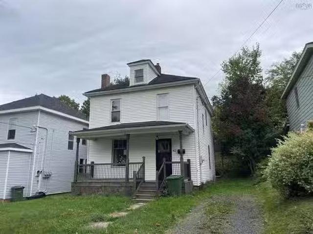 42 Bell Street, New Glasgow, NS, B2H 2A9 house for sale Lis.