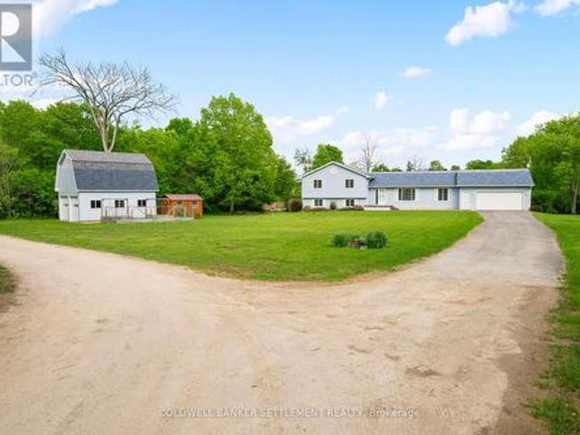 42 Berry Park Lane, Rideau Lakes, ON, K0G 1L0 house for sale | Listing ID X13242 | Royal LePage
