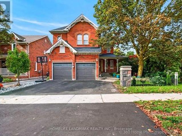 42 Blackfriar Avenue, Whitby, ON, L1M 1E4 house for sale | Listing ID E13748 | Royal LePage