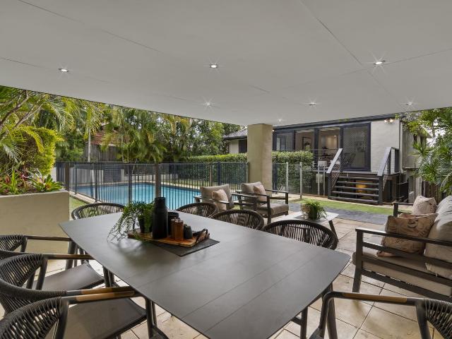 42 Brownie Street, JAMBOREE HEIGHTS, QLD 4074