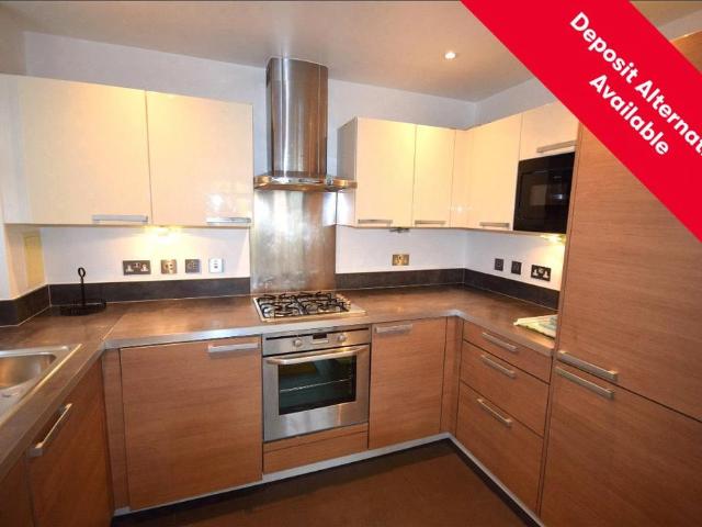 42 Brighton Road, Purley CR8 2 bed apartment to rent £1,850 pcm £427 pw