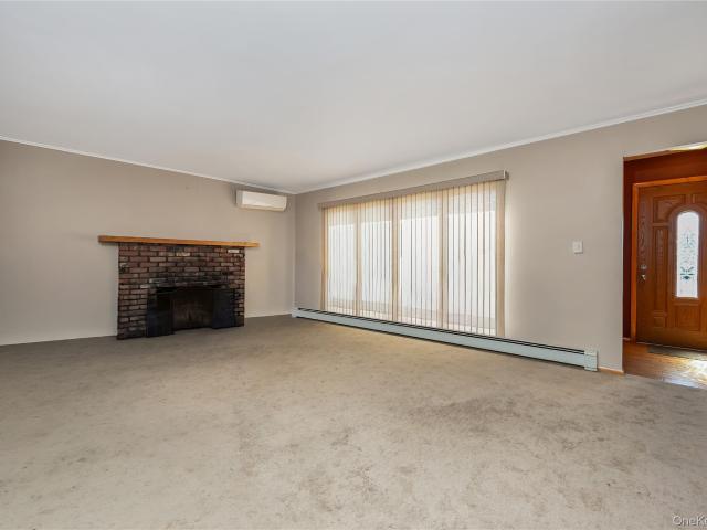 42 Buchanan Avenue
