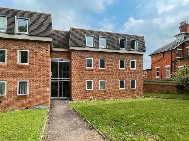 42 Cameron court, St. Andrews Road. 2 bed apartment to rent £825 pcm £190 pw