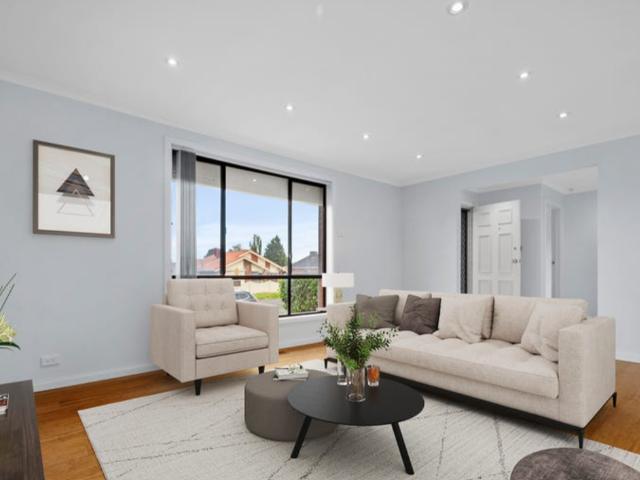 42 Centenary Drive Mill Park, VIC 3082