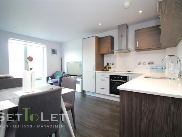 42 Chatham Street, Leicester, Leicestershire, LE1 6AZ