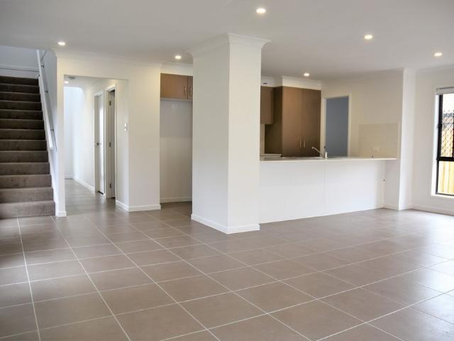 42 Crest Street, Narangba