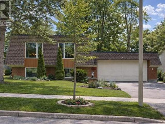 42 Culpepper Drive, Waterloo, ON, N2L 5L1 house for sale | Listing ID X13009 | Royal LePage