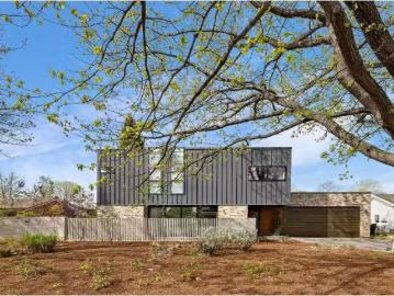 42 Durack Street, Downer House for rent Listed by Amanda Tehl.