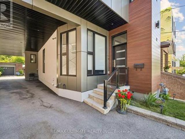 42 Ennerdale Road, Toronto, ON, M6E 4C3 house for sale | Listing ID W13519 | Royal LePage
