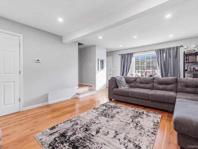 42 Gladys Drive