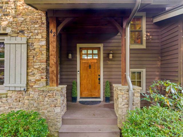 42 Hemlock Ridge