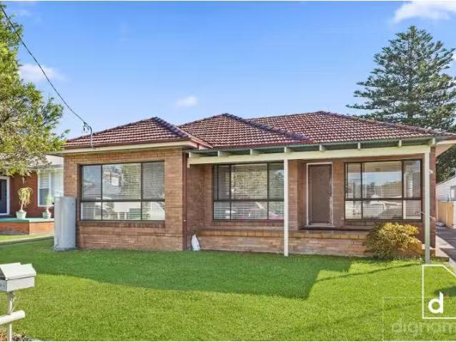 42 Lombard Avenue, Fairy Meadow House for rent Listed by Dign.