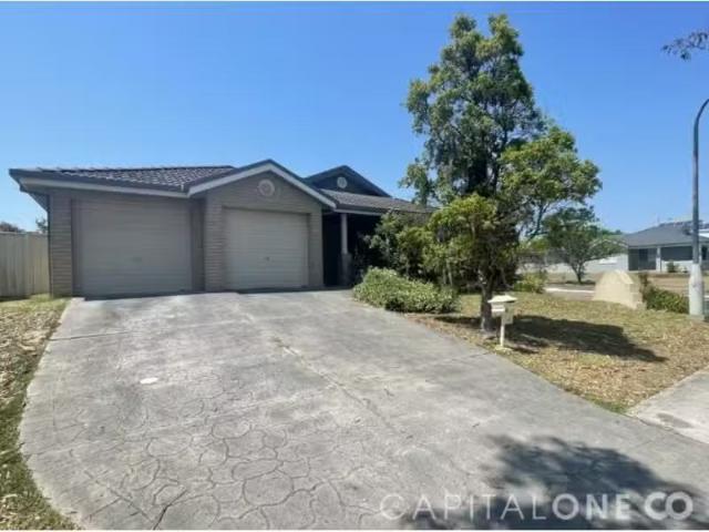 42 Lousiana Road, Hamlyn Terrace House for rent Listed by Cap.