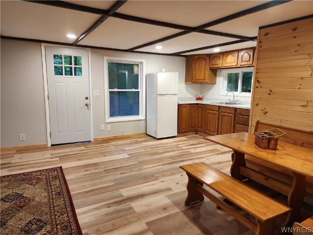 42 Maple Lane