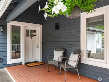 42 Maxview Drive
