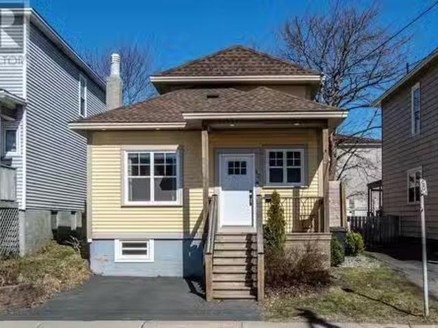 42 Merrymeeting Road, St. John'S, NL, A1C 2V8 house for sale.