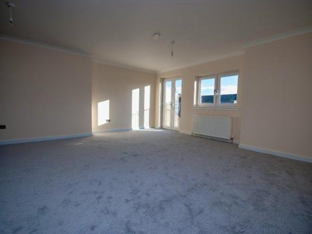 42 Millgate Loan Arbroath, Angus, DD11 1PH