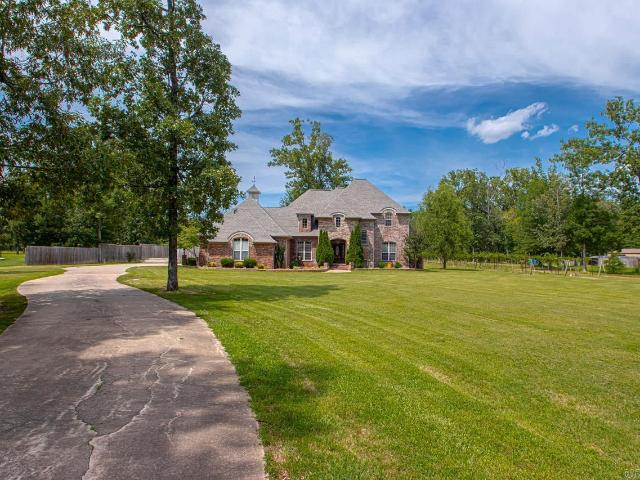 42 Oakwood Drive