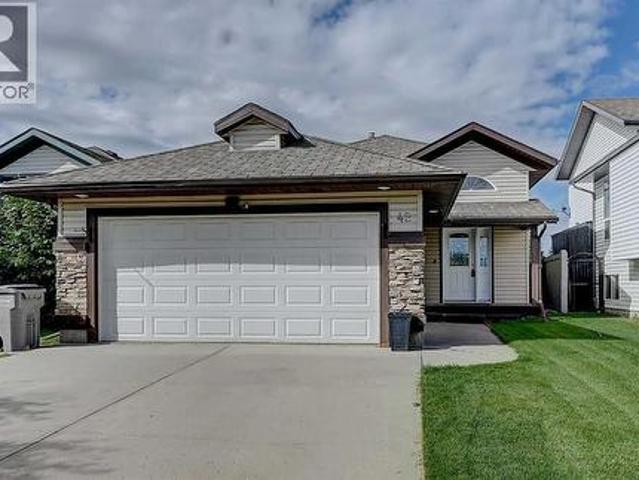 42 Pinnacle Crossing, Grande Prairie, AB, T8W 2X3 house for sale | Listing ID A2321 | Royal LePage