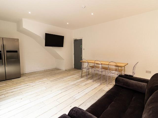 42 Portman Road, Liverpool L15, 7 bed property to rent, £585 pppm | PrimeLocation