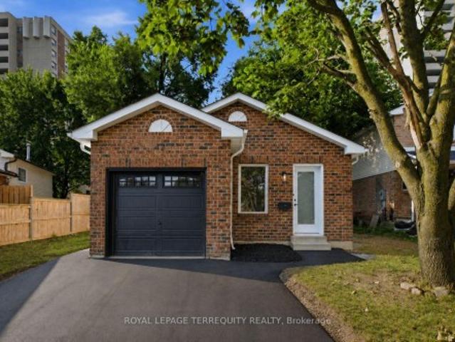 42 Plumridge Court, Ajax, ON, L1S 3Z8 house for sale | Listing ID E13661 | Royal LePage