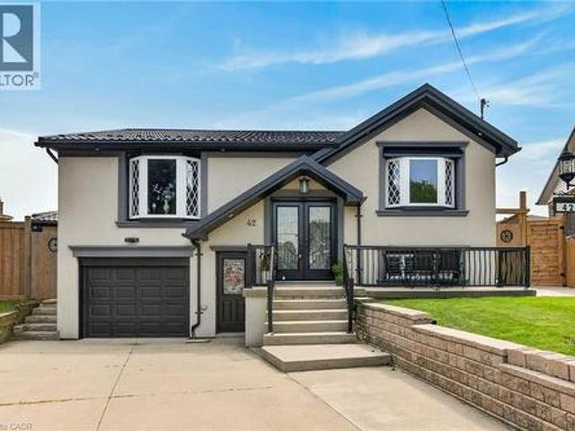 42 Rama Court, Hamilton, ON, L8W 2B3 house for sale | Listing ID 40850 | Royal LePage