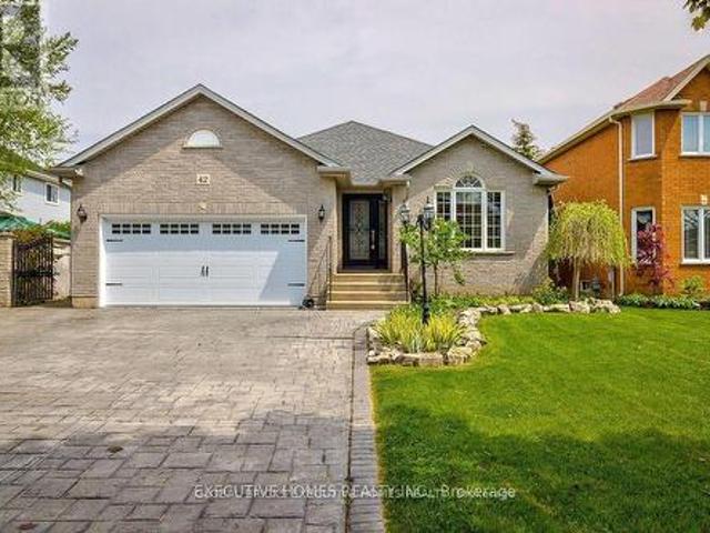 42 Richmond Crescent, Hamilton, ON, L8E 5S9 house for sale | Listing ID X13505 | Royal LePage