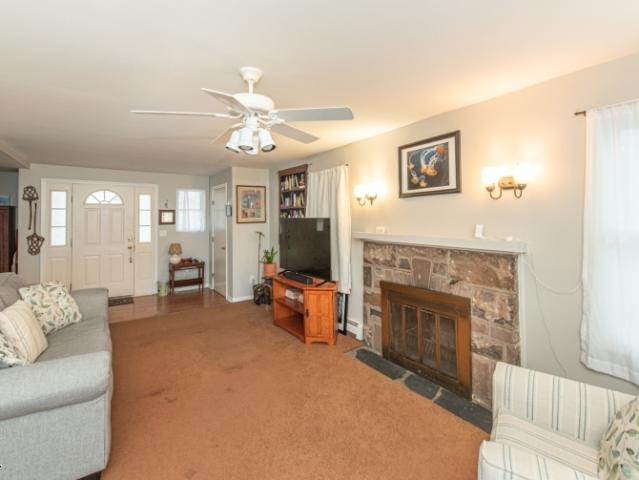 42 Roosevelt Ave