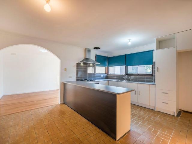 42 Roycroft Avenue, Mill Park, VIC 3082 House for Rent Ray White Bundoora