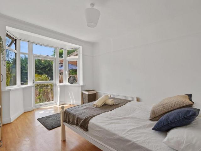 42 South Vale, Harrow HA1 6 bed house share to rent £750 pcm £173 pw