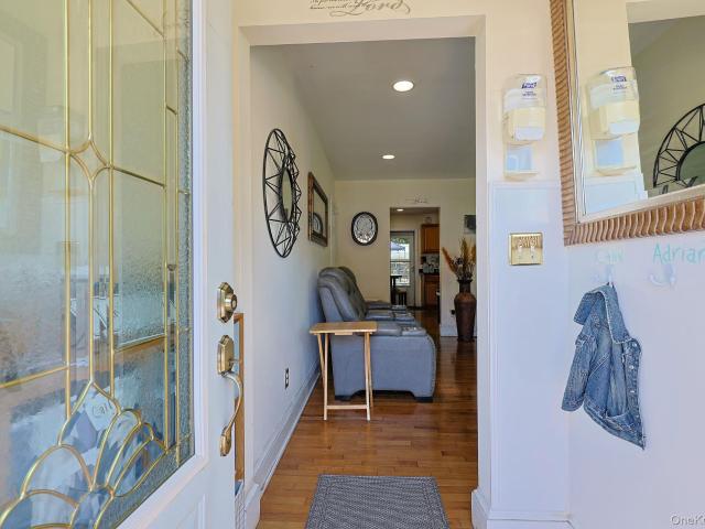42 Streit Avenue