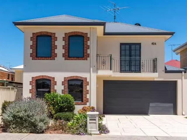 42A George Street, MANDURAH, WA 6210 House for Rent
