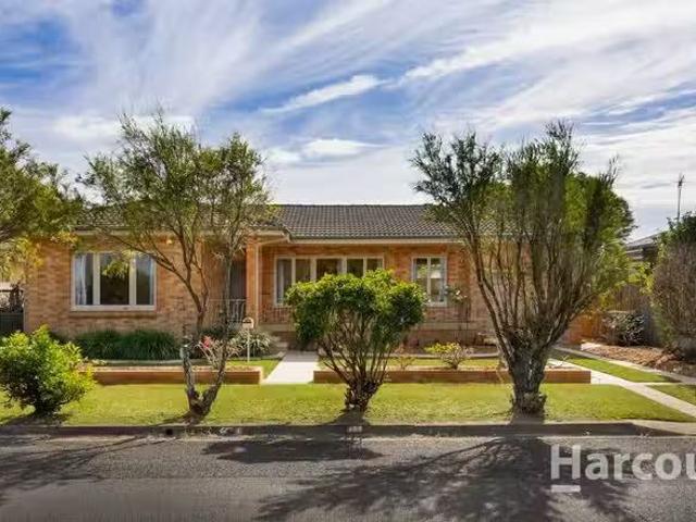 42A Svensson Street, SVENSSON HEIGHTS, QLD 4670 House for Rent