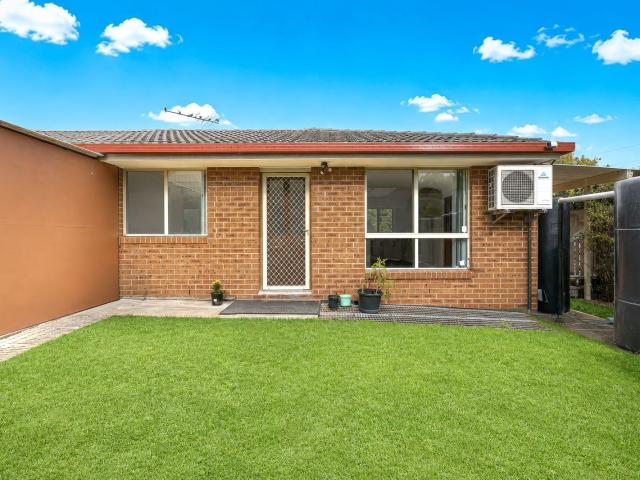 42a Whitsundays Circuit, Green Valley NSW 2168