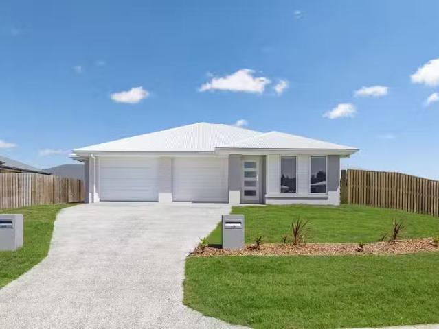 42B North Lakes Circuit, BURRUM HEADS, QLD 4659 Duplex for R.