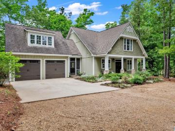 4305 Lakeshore Cove