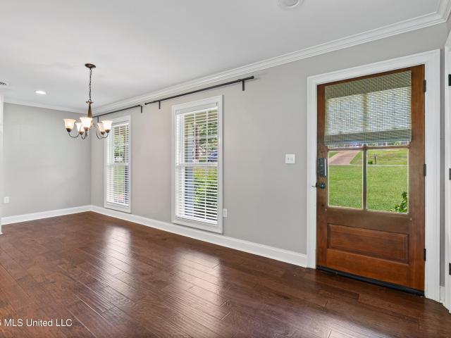 4308 Mockingbird Road