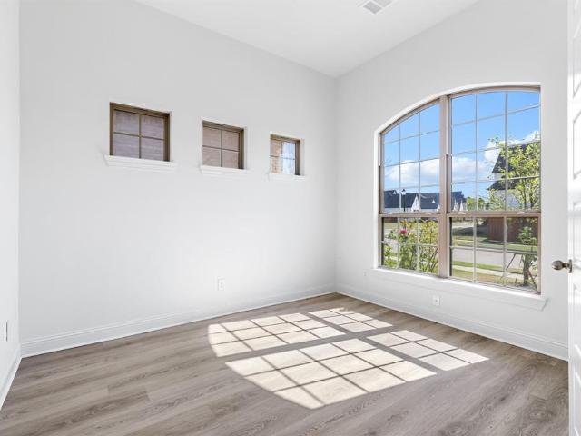 4308 Prickly Pear Avenue