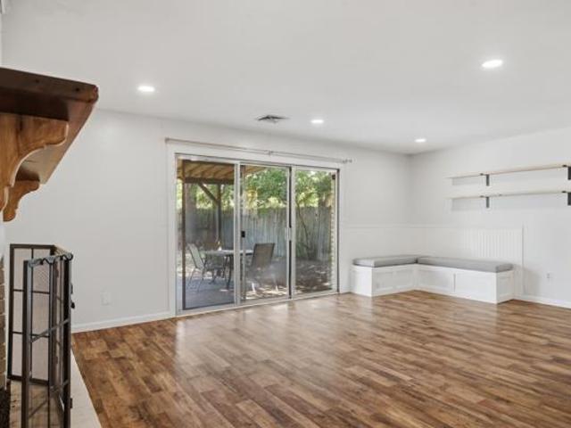 4308 Suntane Circle
