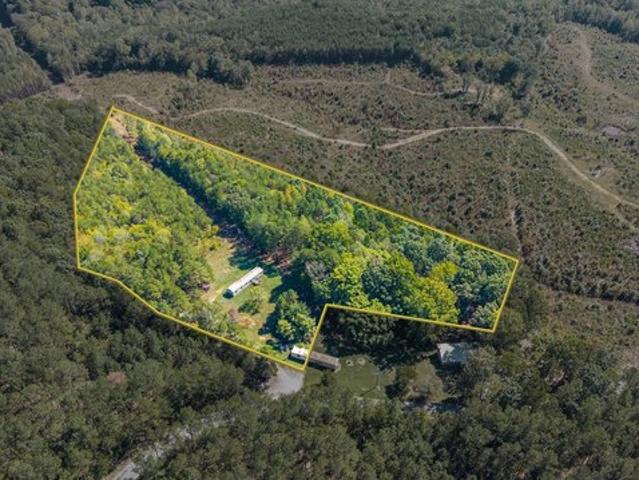 4308 Three Creeks Rd, Gladys, VA 24554