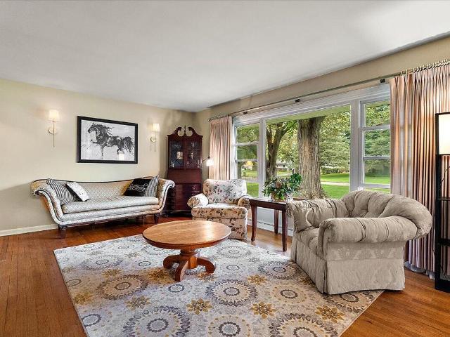 4309 Sunnybrook Drive