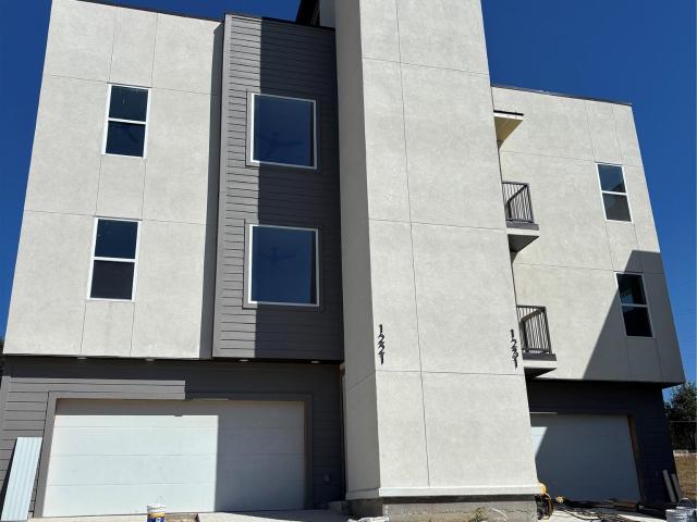 4300 Mansfield Dam Rd # 1221
