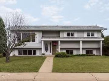 4301 75 Street, Camrose, AB, T4V 3W6 house for sale Listing.