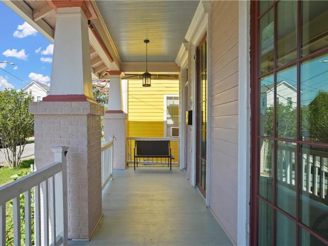 430 32 BERMUDA Street